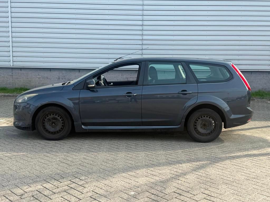 Ford Focus Wagon 1.6 TDCI Ghia (INRUILKOOPJE), Euro 5, Stof, Gebruikt, Zwart