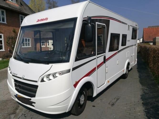 Dettleffs integraal camper 2017 nw APK Lengtebedden, Integraal, Ringverwarming, Fiat, 6 tot 7 meter