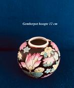 Gemberpot 12 cm hoog zwarte ondergrond Ongemerkt Tempelpot, Ophalen