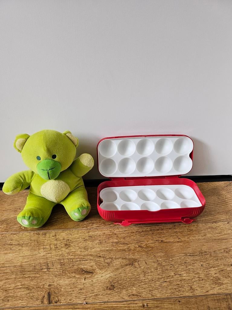 # Tupperware nieuwe rode eierdoos voor 10 eieren, Huis en Inrichting, Ophalen of Verzenden, Nieuw, Rood, Overige typen