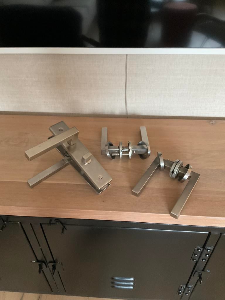 Drie deurklinken, Ophalen of Verzenden, Gebruikt, Klink of Kruk