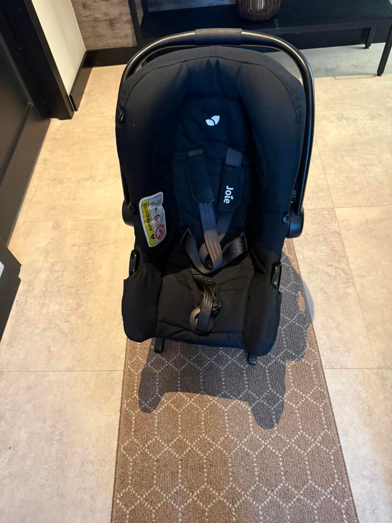 Joie autosleutel met onderstel baby, Kinderen en Baby's, Autostoeltjes, Gebruikt, Isofix, 0 t/m 13 kg, Ophalen
