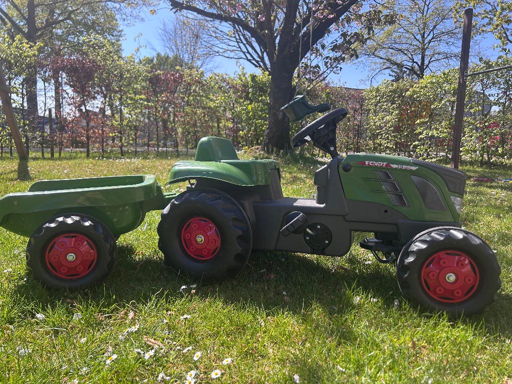 Fendt 516 vario traptractor, Kinderen en Baby's, Speelgoed | Buiten | Skelters, Ophalen, Zo goed als nieuw, Overige merken, Met kar of aanhanger