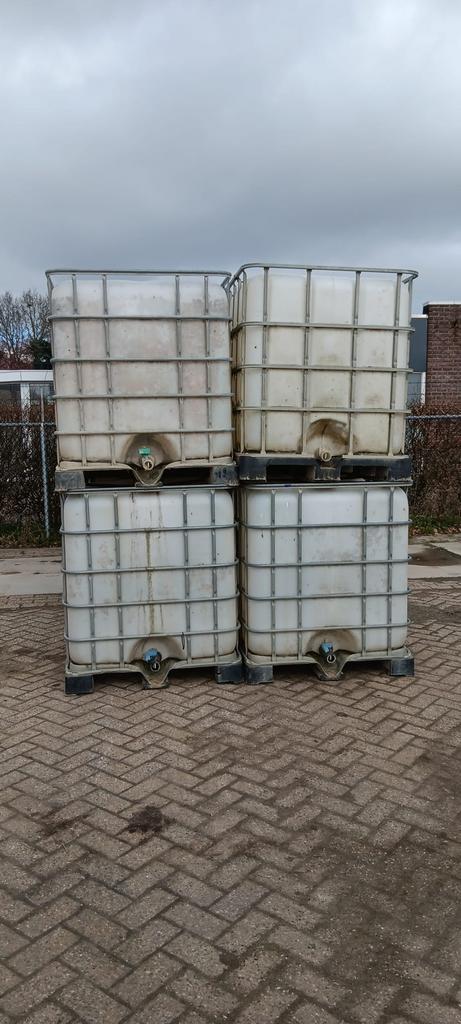 10x gebruikte ibc., 150 liter of meer, Ophalen of Verzenden, Zo goed als nieuw