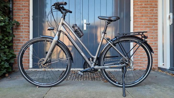 Giant Liv Allure RS2 Dames City & Hybrid fiets (nw: 1.049,-), Fietsen en Brommers, Fietsen | Dames | Damesfietsen, Zo goed als nieuw