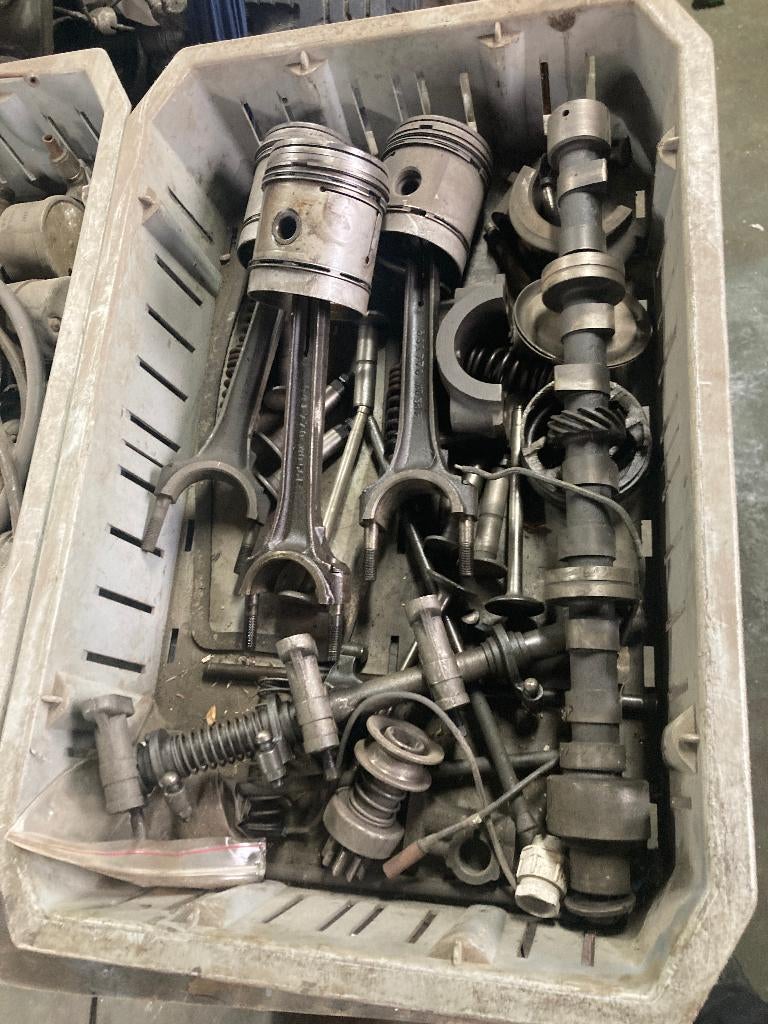 Motoronderdelen Nekaf M38A1 Willys, Verzamelen, Militaria | Algemeen, Ophalen, Landmacht, Nederland