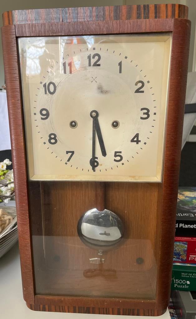 Hangklok hout vintage Junghans, Ophalen