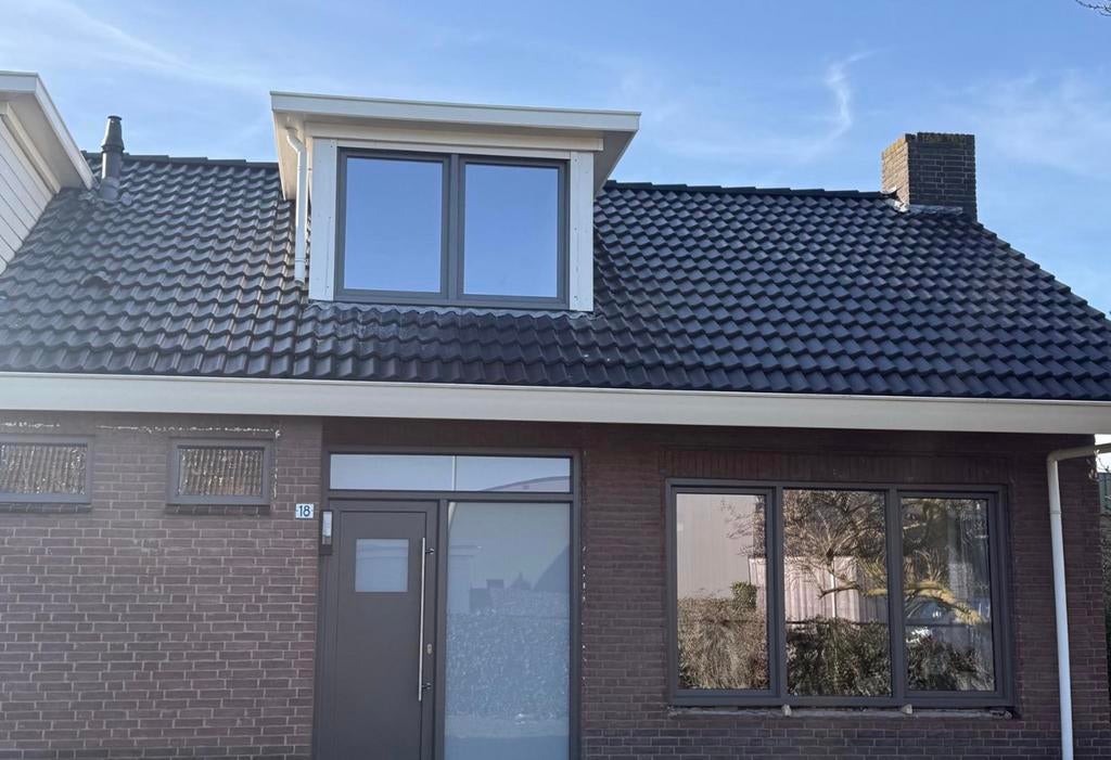 Nelskamp Top Longlife glanzend zwarte dakpannen (900 st.), Doe-het-zelf en Verbouw, Dakpannen en Dakbedekking, Ophalen, Steen of Klei