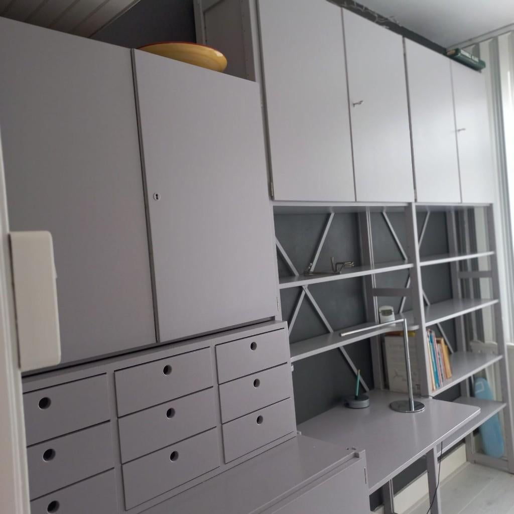 Lundia rekken lichtgrijs bestaat uit diverse rekken, boekenr, Huis en Inrichting, Kasten | Boekenkasten, Ophalen, Gebruikt, Met klep(pen)