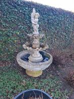 Brocante Tuin: Fontein met Engelen & Bloembakken, Ophalen of Verzenden, Zo goed als nieuw, Beton, Fontein