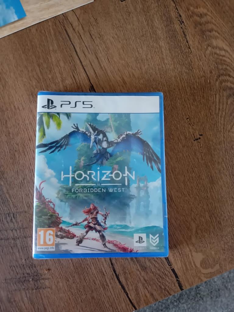 Horizon Forbidden West 2 PS5 - Zo goed als nieuw, Ophalen of Verzenden, Zo goed als nieuw