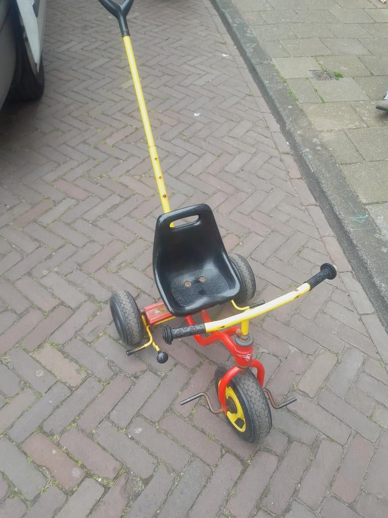 Driewieler met duwstang, Fietsen en Brommers, Ophalen of Verzenden, Gebruikt, Pucky, Duwstang