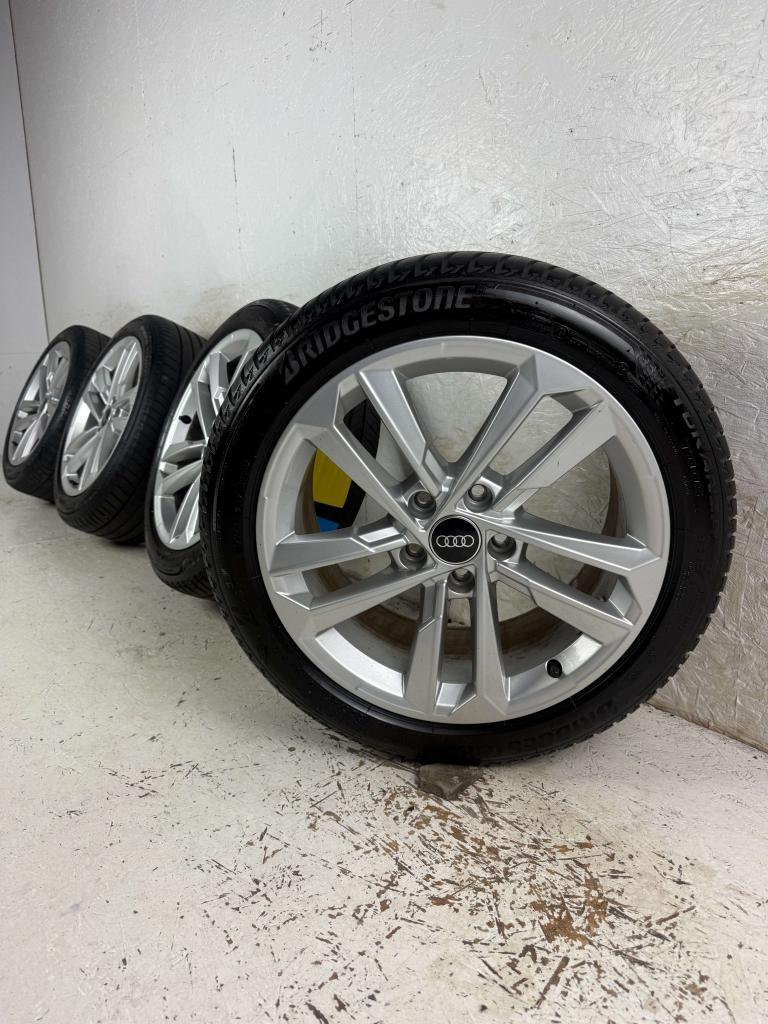 Originele Audi A3 S3 RS3 velgen 17" 5x112 zomerset
