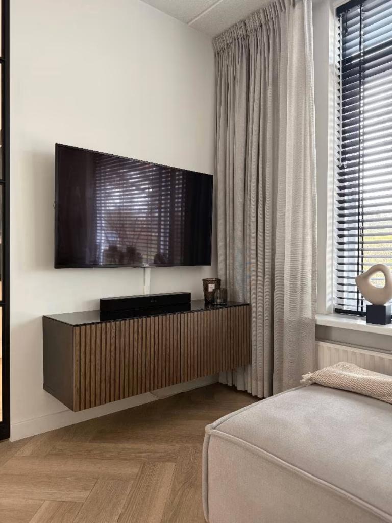 IKEA Besta TV meubel zwart 120cm en nieuwe frontjes, Ophalen, 50 tot 100 cm, Zo goed als nieuw, Minder dan 100 cm