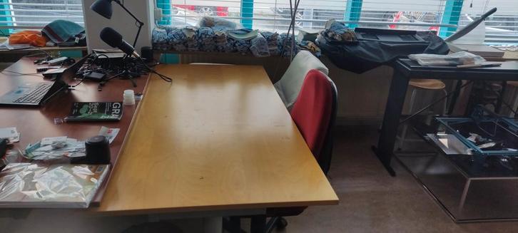 Ikea Galant bureau - Hoogte verstelbaar - Z.g.a.n., Huis en Inrichting, Bureaus, Zo goed als nieuw, Bureau, In hoogte verstelbaar