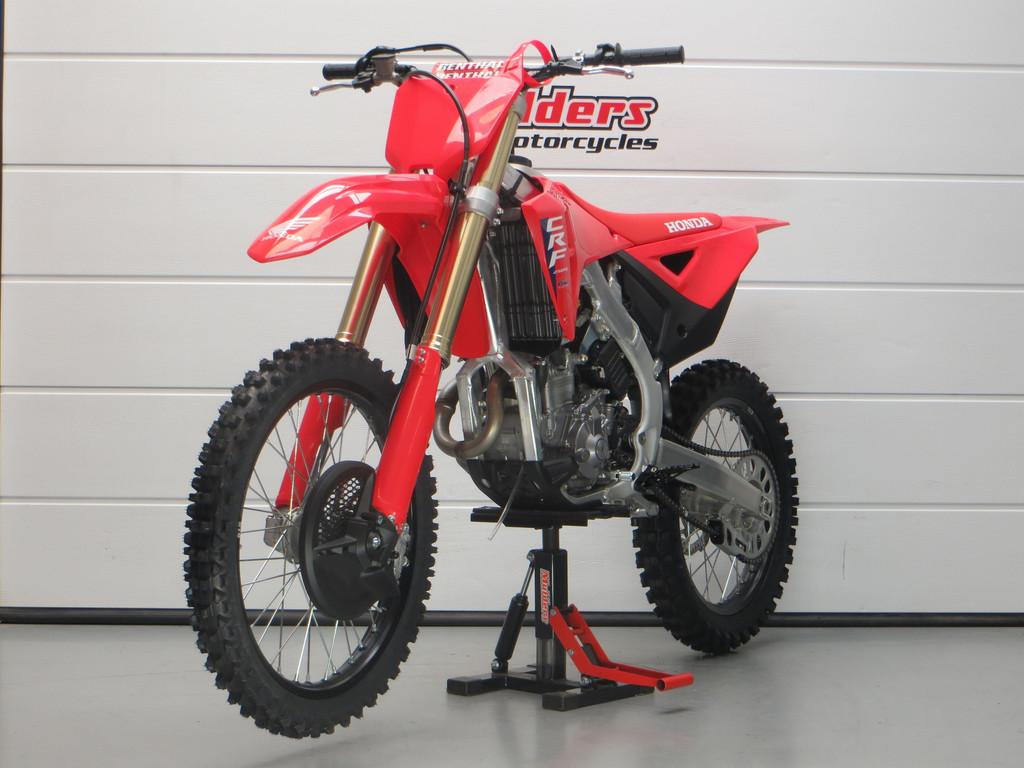 Honda CRF 250 RS HONDA CRF 250 RS (bj 2025), Motoren, Bedrijf, Doornveld 180 - 184
B-1731  Zellik, BE, Honda Motor Europe Ltd Netherland Branch