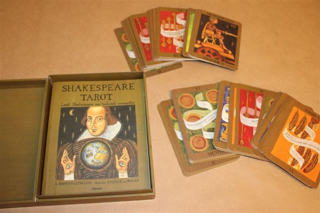 Shakespeare Tarot — Complete Set [Uitlegboek & 78 Kaarten], Ophalen of Verzenden, Gelezen, Overige onderwerpen, Achtergrond en Informatie