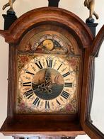 Friese staartklok met beschilderde wijzerplaat, Ophalen