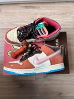 Nike dunk mid x Social status size 42.5 eu / 9 us, Kleding | Heren, Schoenen, Ophalen of Verzenden, Zo goed als nieuw, Overige kleuren
