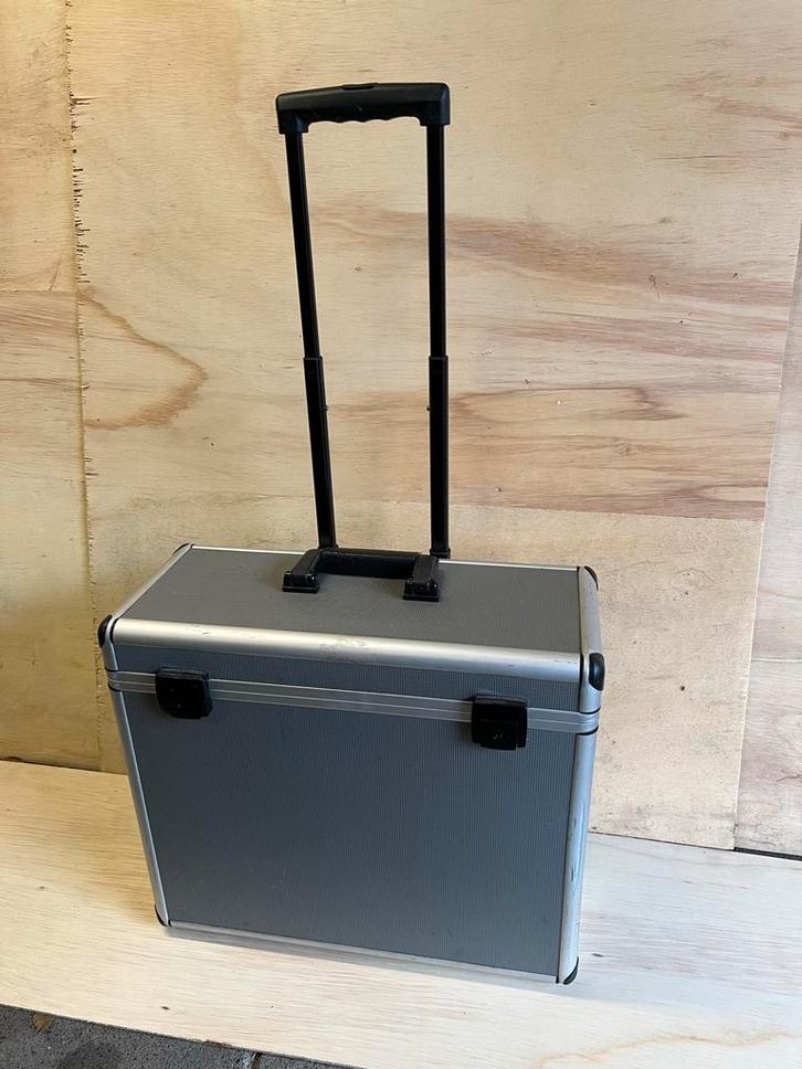 Aluminium Trolley - Handige en Stevige Koffer op Wielen, Sieraden, Tassen en Uiterlijk, Koffers, Gebruikt, Metaal, Minder dan 50 cm