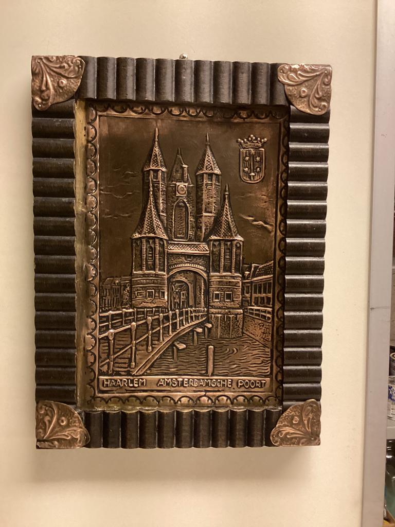 Haarlem,Amsterdamsche Poort.Oud Koperen Latoen Schilderij., Ophalen of Verzenden