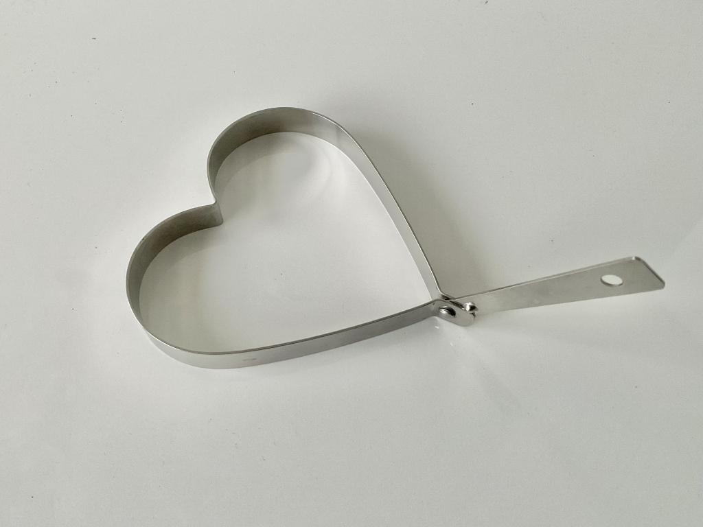 Ei bakring hart ️, Overige typen, Ophalen of Verzenden, Zo goed als nieuw, Overige materialen