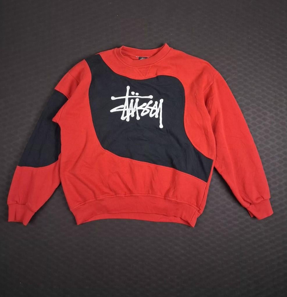 Stüssy Rework Rood/Zwart – XL – Unisex, Stussy, Maat 56/58 (XL), Ophalen of Verzenden, Zo goed als nieuw