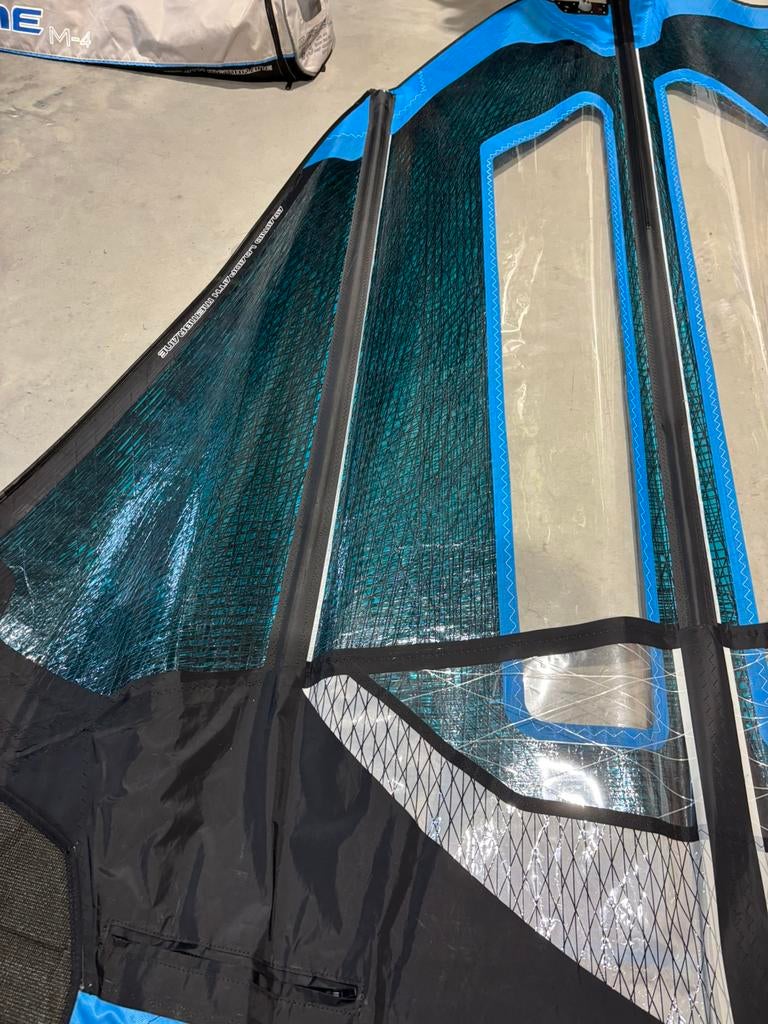 Avanti Machine M-8 9.2 – Nieuwstaat, lichtweerkanon, Watersport en Boten, Windsurfen, Ophalen, Met draagtas, 7 m² of meer, -