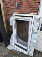 Velux tuimelvenster GGU MK08 wit met verduistering en hor, Ophalen, Gebruikt, Minder dan 80 cm, 120 tot 160 cm