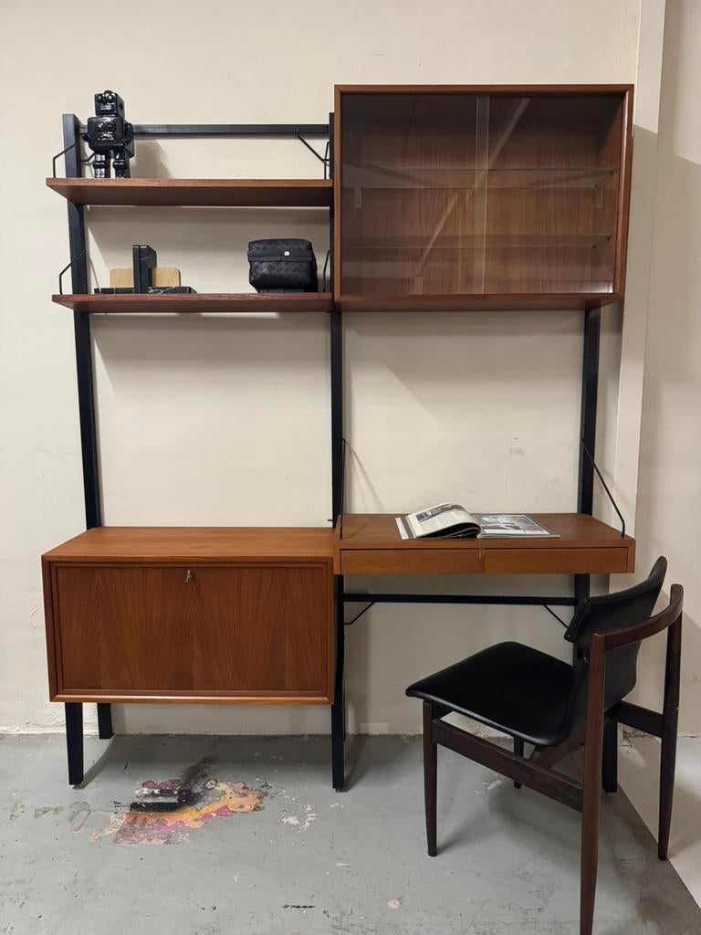 Poul Cadovius by Royal System vintage modulair wandsysteem, Gebruikt, Met klep(pen), 200 cm of meer, 150 tot 200 cm