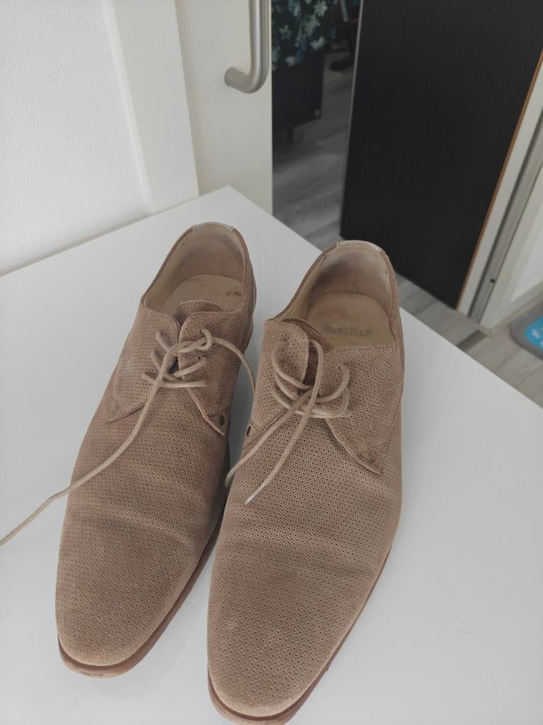 Herenschoenen, Ophalen of Verzenden, Zo goed als nieuw, Bruin