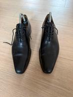 Magnanni Lakschoenen/Nette schoenen, maat 42 (valt groter), Ophalen of Verzenden, Zo goed als nieuw, Zwart, Veterschoenen
