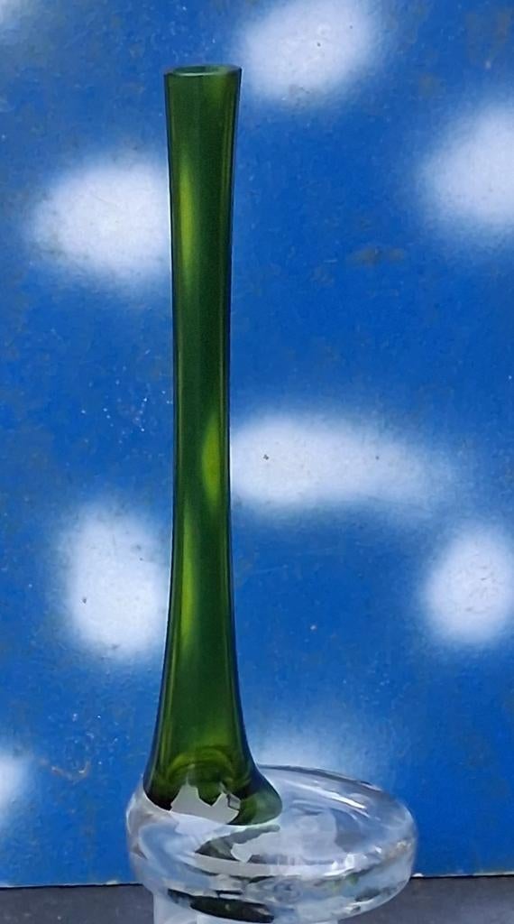 Vaas. Solifleur vaas. Glas. Verzwaarde voet. 26 cm., Huis en Inrichting, Woonaccessoires | Vazen, Ophalen, Overige kleuren, Minder dan 50 cm