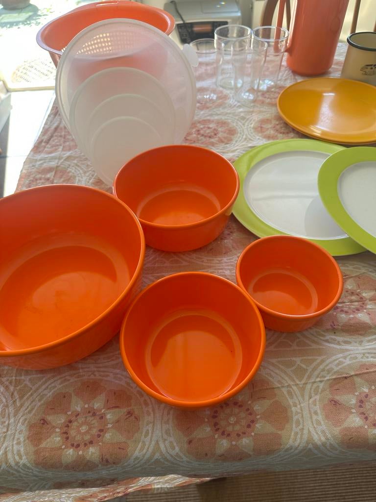 Complete kampeerservies - Ideaal voor onderweg!, Overige materialen, Gebruikt, Ophalen of Verzenden, Effen