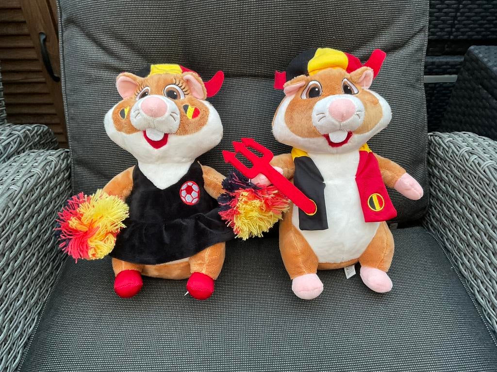 2 nieuwe zgan Belgische voetbal hamsters Albert Heijn, Verzamelen, Supermarktacties, Albert Heijn, Ophalen