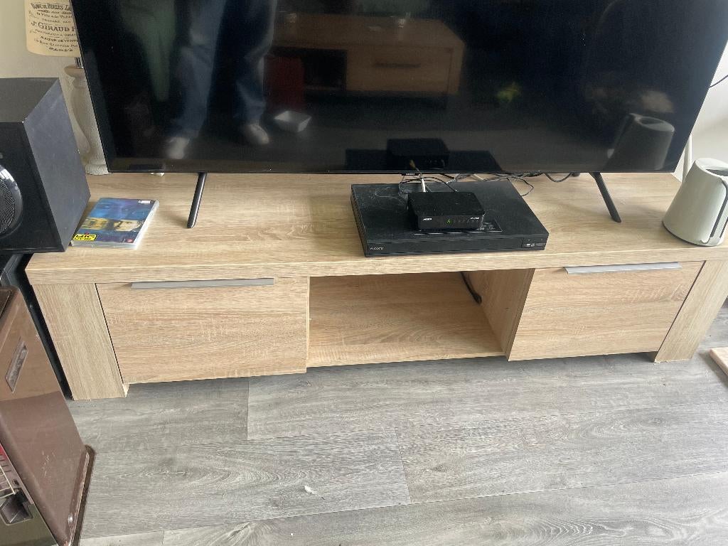 Salontafel, TV meubel en Dressoir en tafel, Ophalen