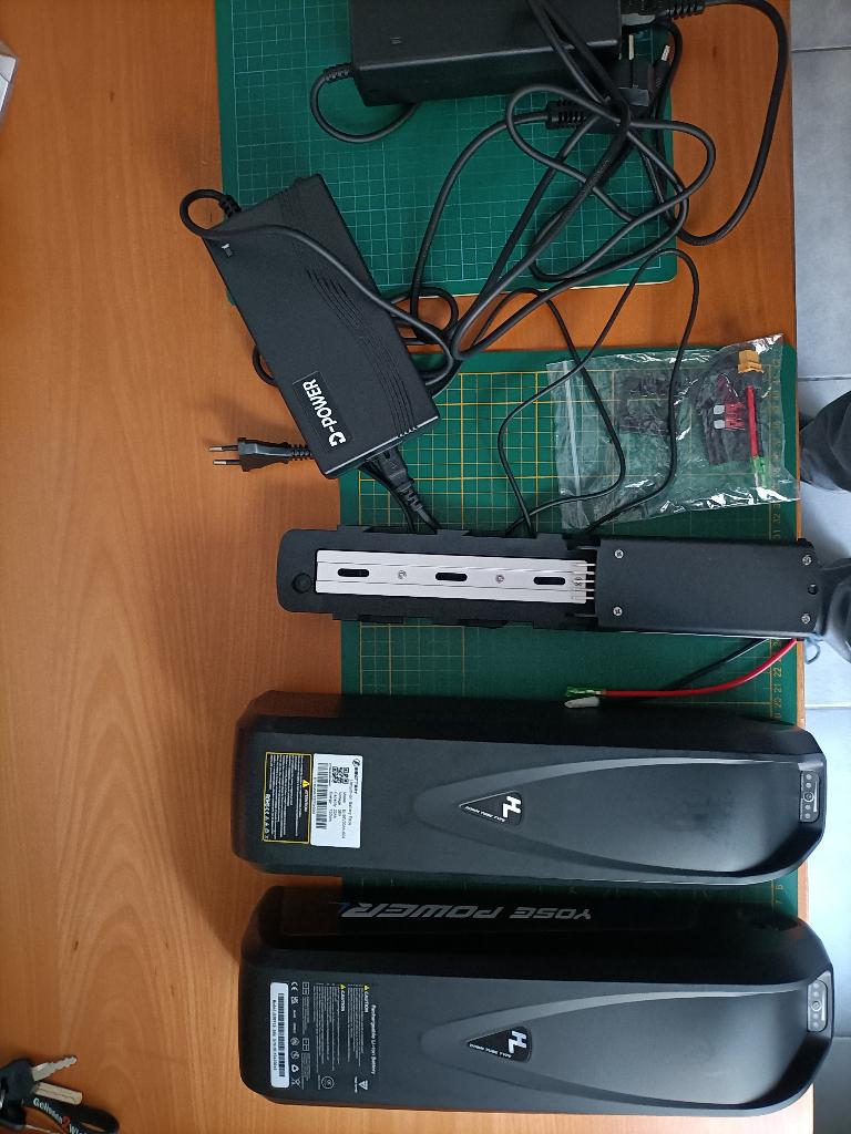 2 Hallong Plus fietsaccu, Ophalen, Hallong, Overige typen, Kunststof
