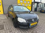 Volkswagen Polo 1.4-16V Optive|apk|bj 2006, Voorwielaandrijving, 15 km/l, 4 cilinders, Zwart