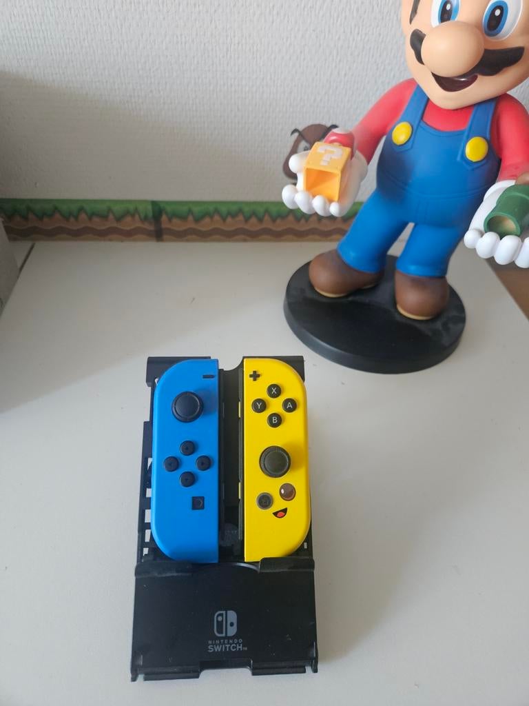 Originele Nintendo Switch Fortnite Limited Edition, Ophalen of Verzenden, Zo goed als nieuw, X, X