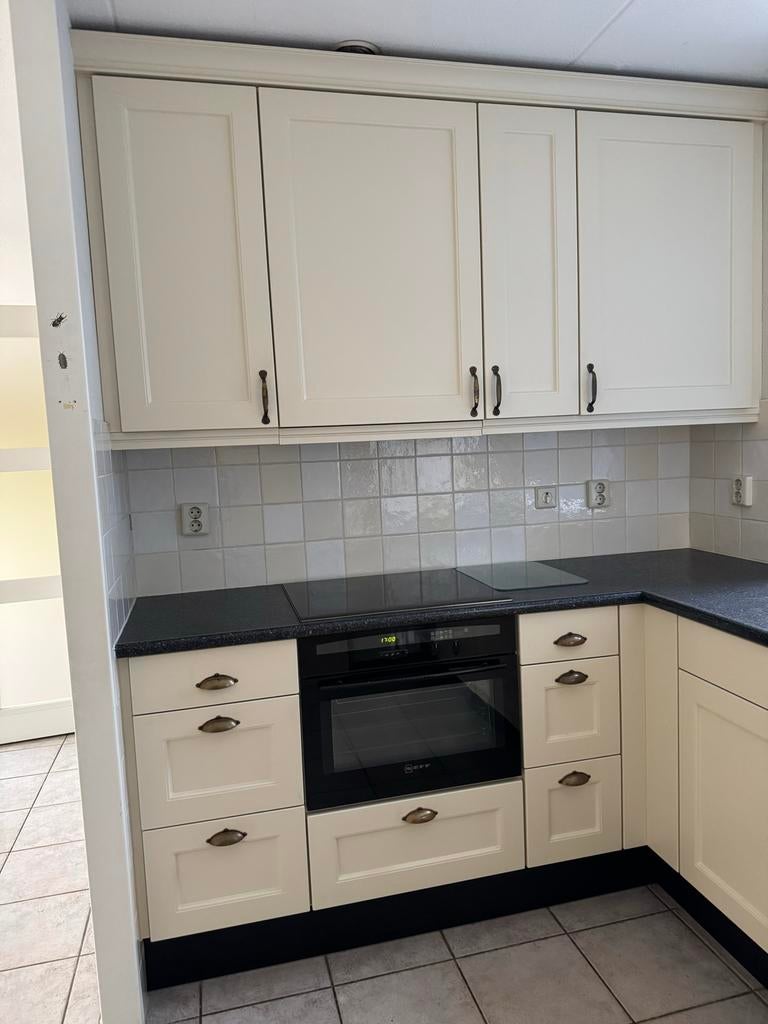 Keuken met Bosch oven, koelkast en combimagnetron, Gebruikt, Hoekkeuken, Ophalen of Verzenden, Kunststof