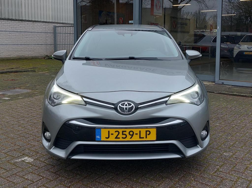 Toyota Avensis Touring Sports 1.8 VVT-i Volcano Edition, Voorwielaandrijving, Stof, 4 cilinders, Handgeschakeld