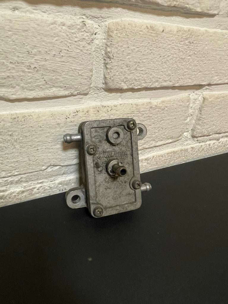 Piaggio/gilera 125cc-180cc runner/hexa benzinepomp orgineel, Ophalen of Verzenden, Zo goed als nieuw, Piaggio