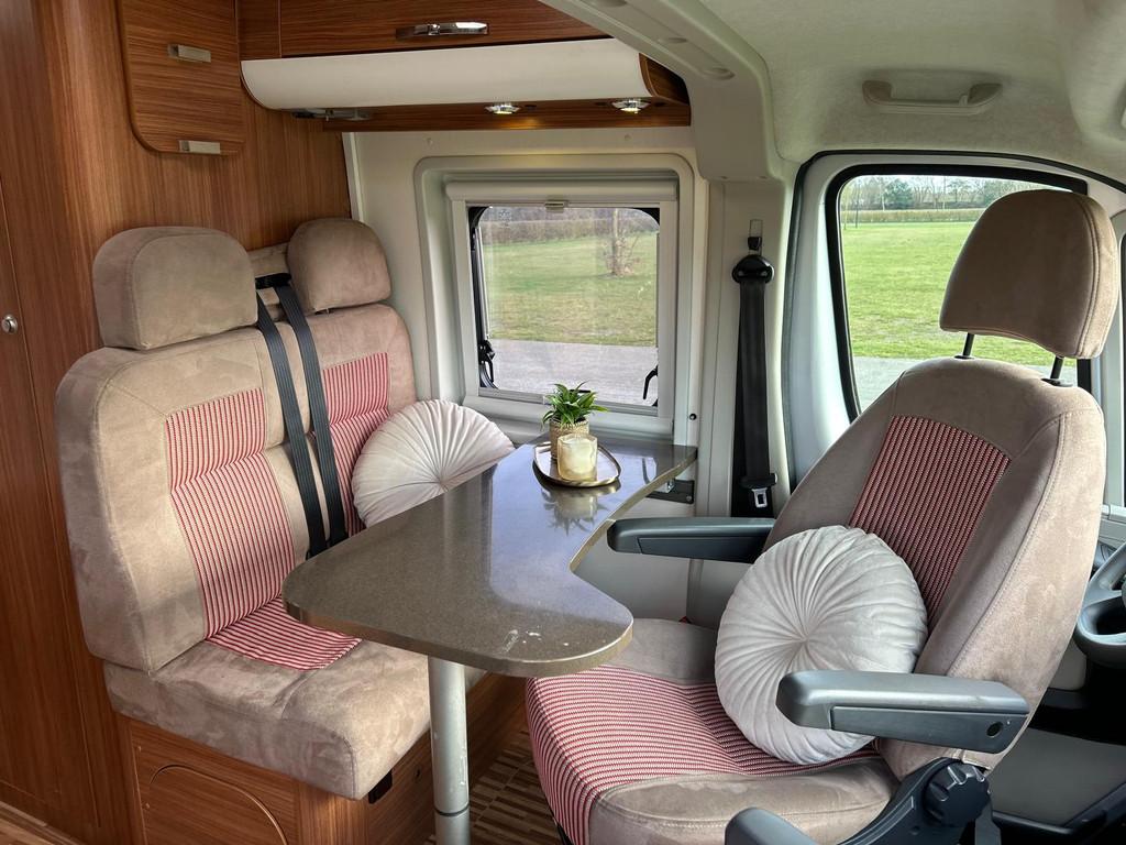 Adria TWIN ACTIVE 540 2.3 131 PK Fiat Ducato Buscamper Origi, Caravans en Kamperen, Campers, Buscamper of Camperbus, Info@autoverkoopheerenveen.nl