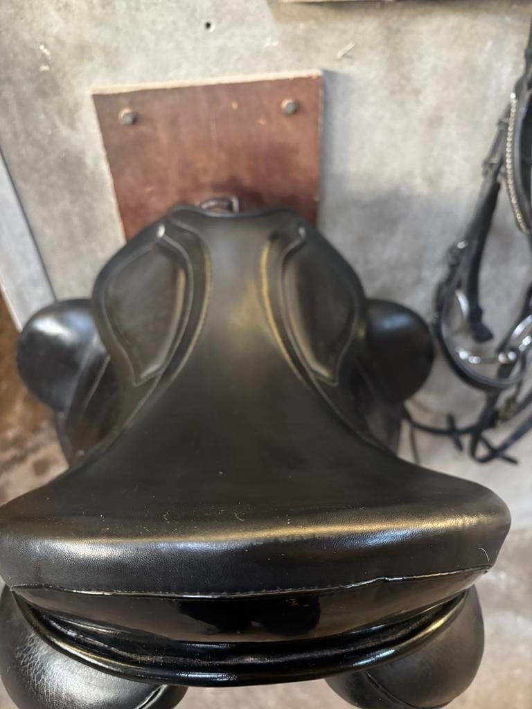 Te koop dressuurzadel Passier Grand Prix Special 17,5 inch, Dieren en Toebehoren, Ophalen of Verzenden, Dressuur