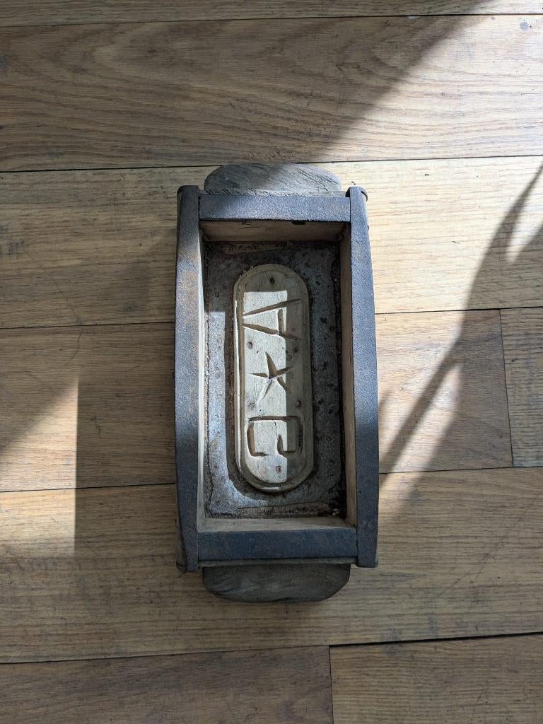 baksteen houders, Ophalen