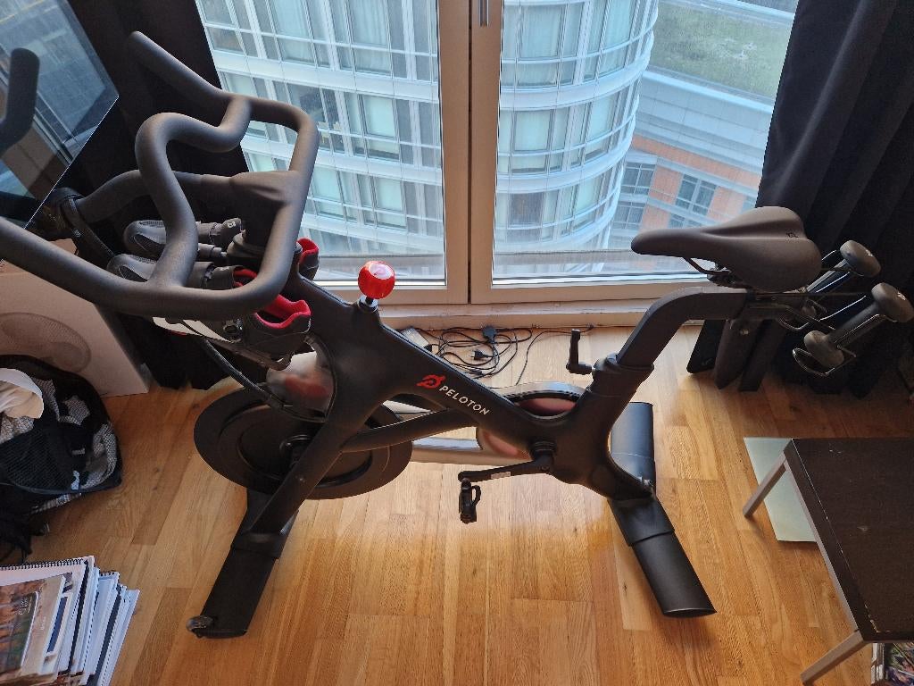 Peloton Training Fiets (zeer goede staat), Ophalen, Gebruikt, Spinningfiets, Metaal