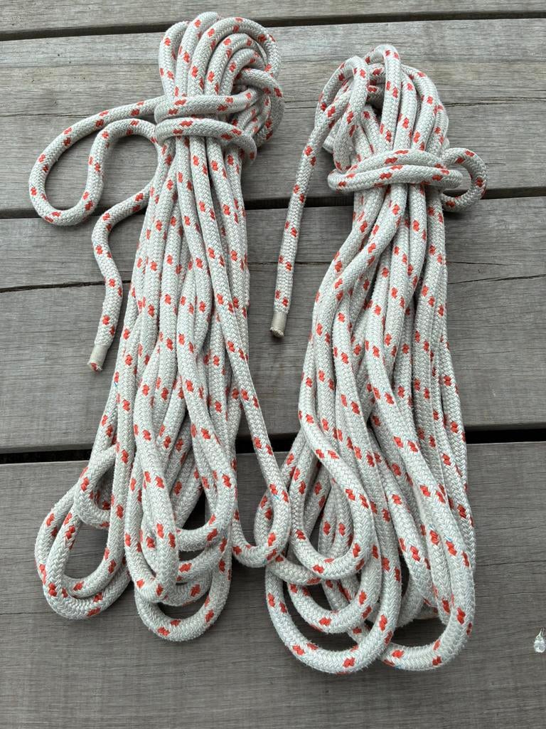 Genua  / fok schoot 18 mm wit/rood, Watersport en Boten, Ophalen, 6 meter of meer, Gebruikt, Minder dan 15 m²