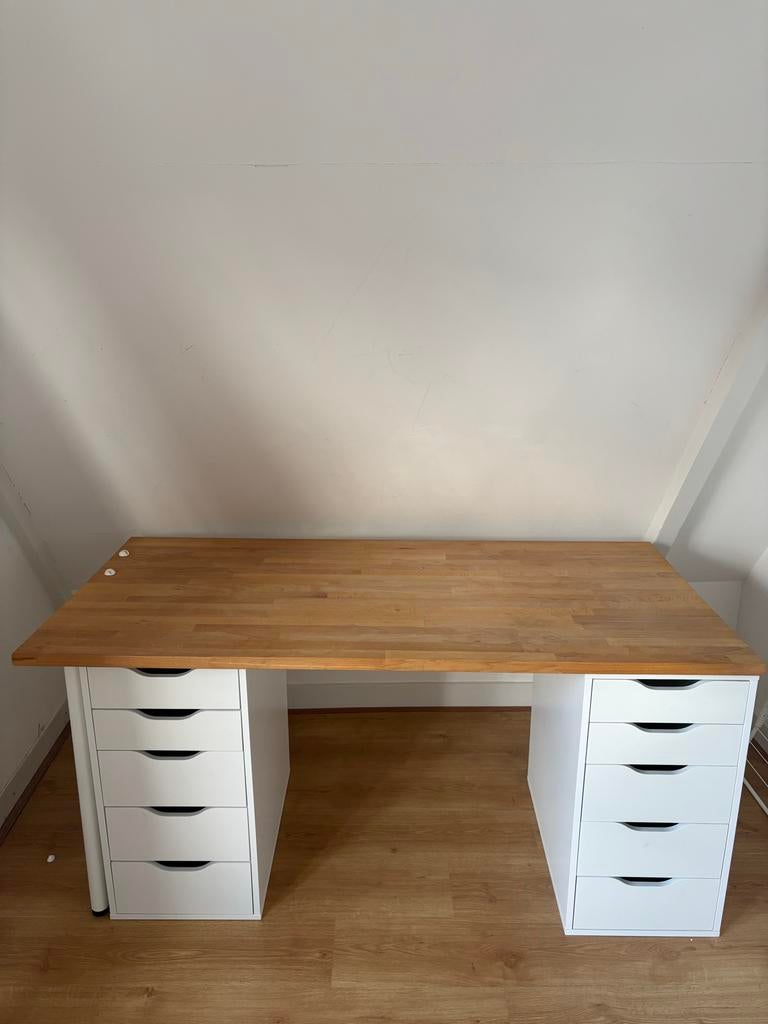 Houten bureau met 2 IKEA ladeblokken, Gebruikt, Bruin, Ophalen of Verzenden, IKEA