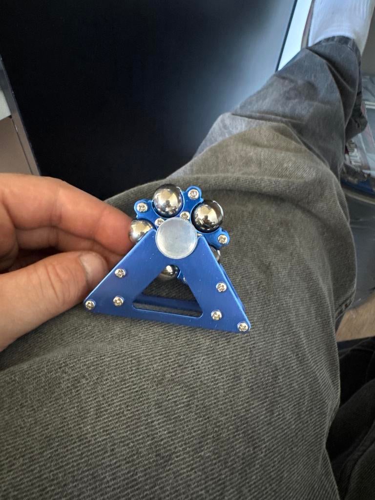 Mooie blauwe fidget spinner, nooit gebruikt, Ophalen of Verzenden, Zo goed als nieuw, Jongen of Meisje