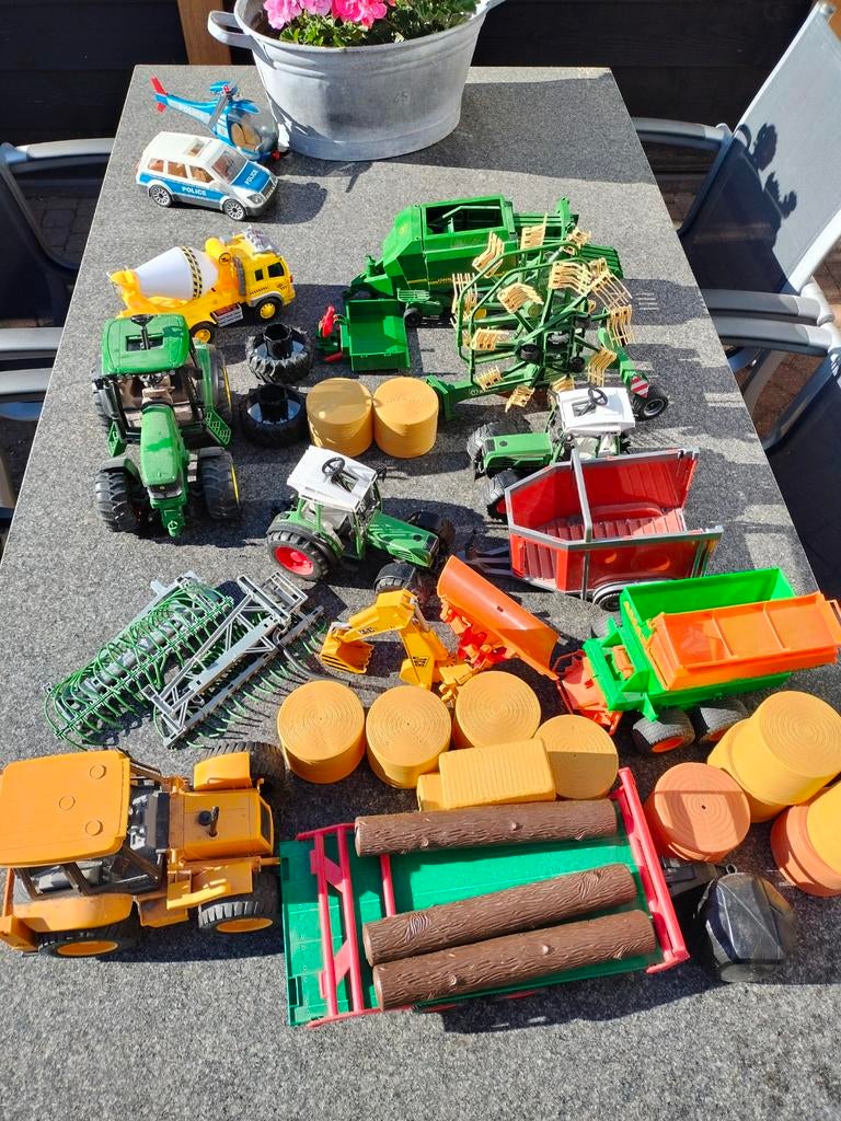 Diverse Bruder, Ophalen